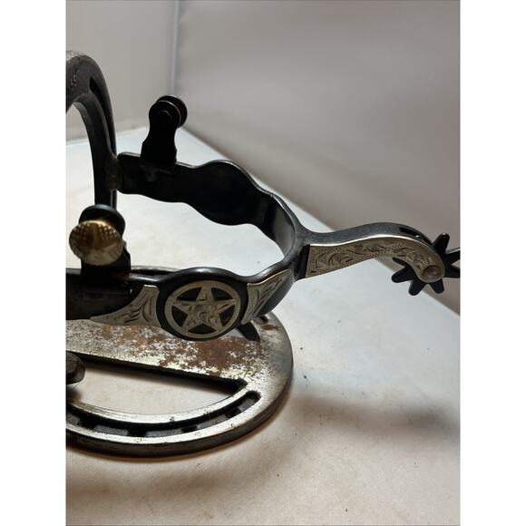 Antique Spurs and Horseshoes Wine Rack, Napkin Condiments Holder - Picture 5 of 5